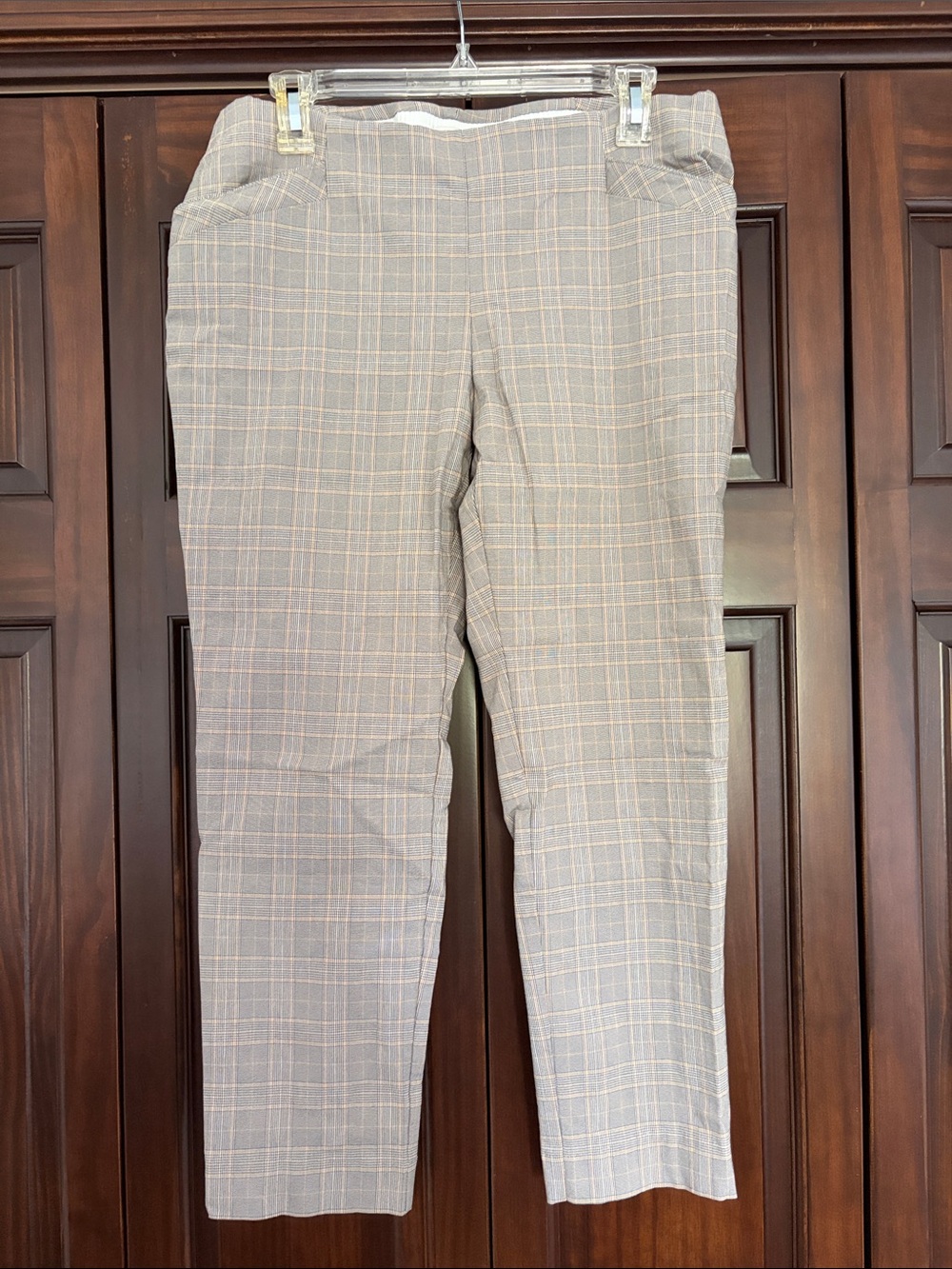 Van Heusen Gray Plaid Skirt with Tan Accents